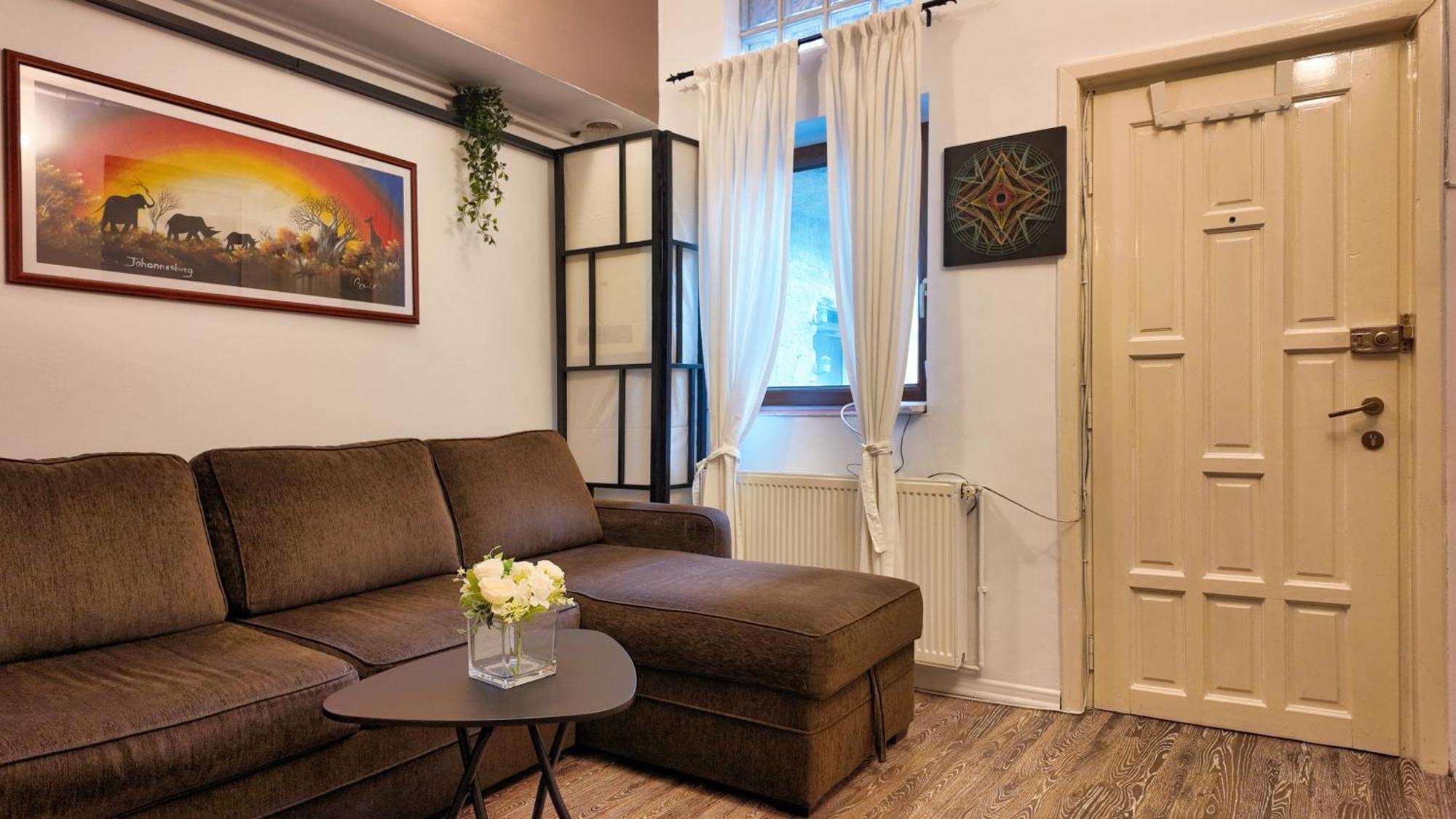 Intimo Oldtown Romantic Apartment Braşov Eksteriør billede