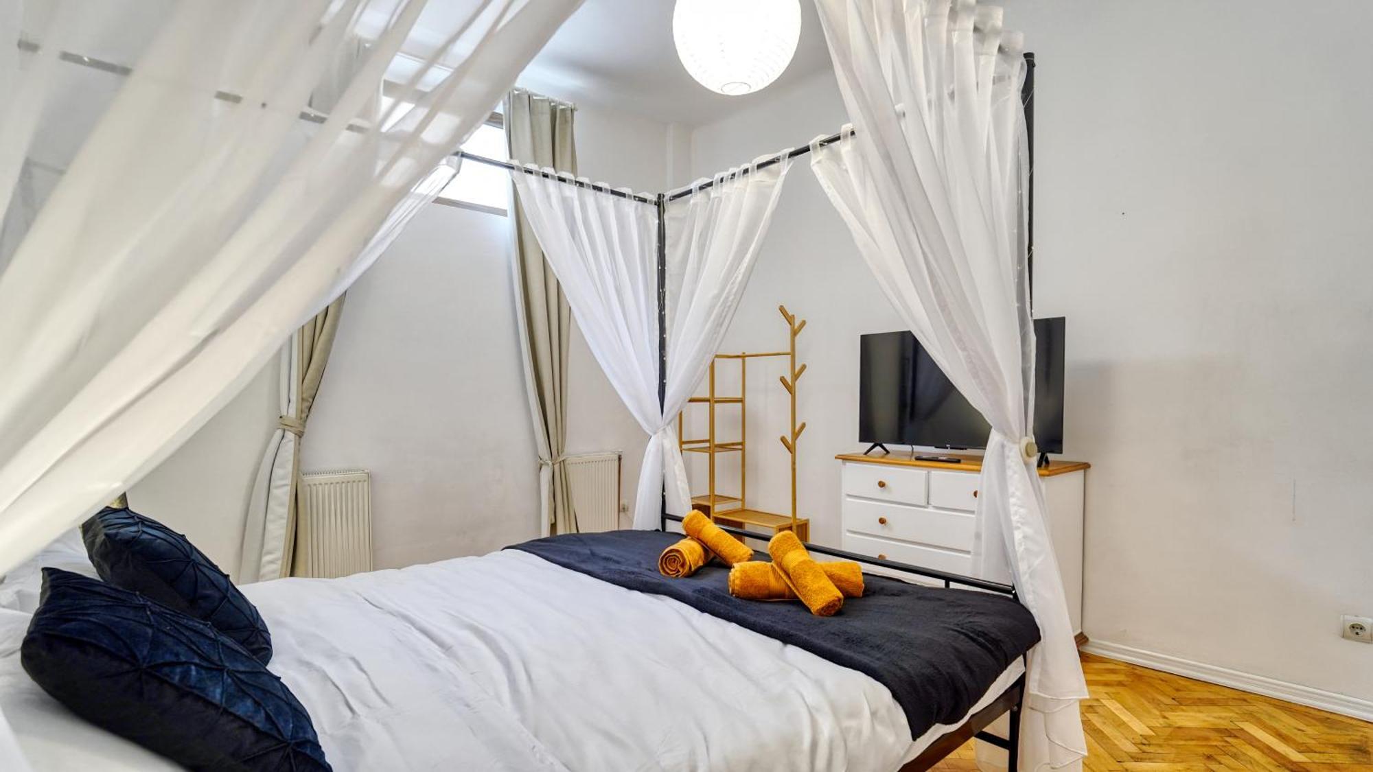 Intimo Oldtown Romantic Apartment Braşov Eksteriør billede