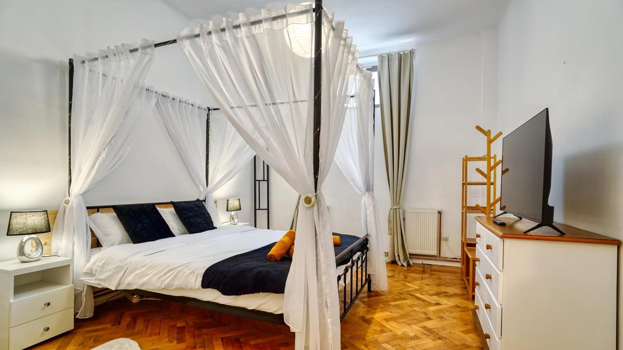 Intimo Oldtown Romantic Apartment Braşov Eksteriør billede