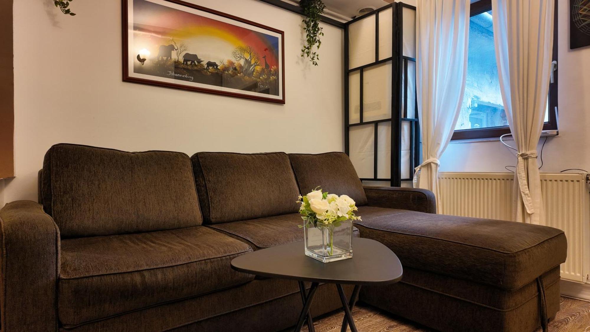 Intimo Oldtown Romantic Apartment Braşov Eksteriør billede